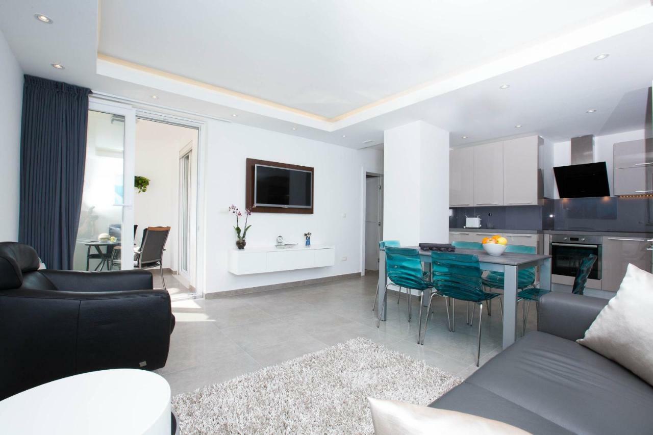 Moderna Lapad Apartment *