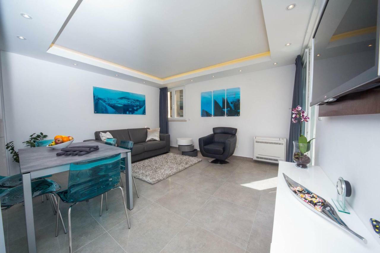 Moderna Lapad Apartment